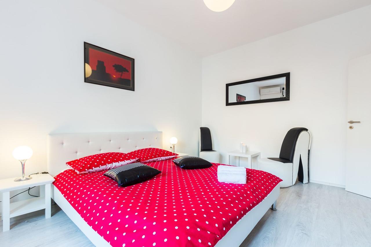 Fifi Apartment W. Parking In Old Town Zadar Luaran gambar