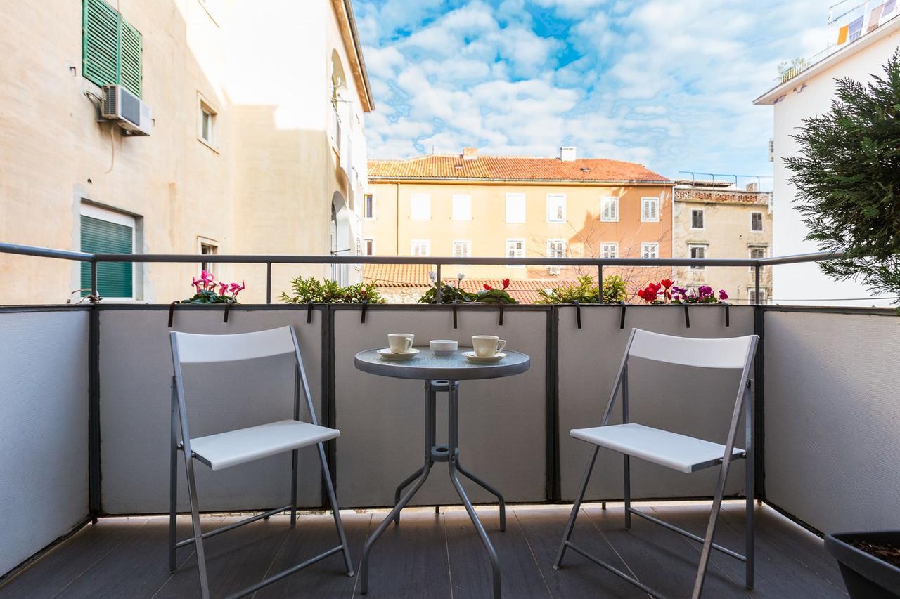 Fifi Apartment W. Parking In Old Town Zadar Luaran gambar