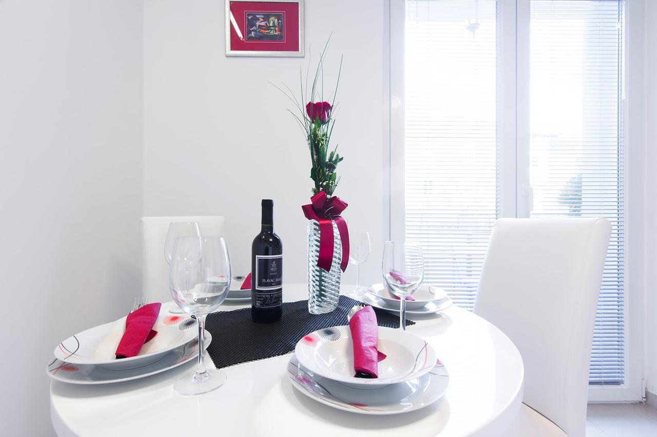 Fifi Apartment W. Parking In Old Town Zadar Luaran gambar