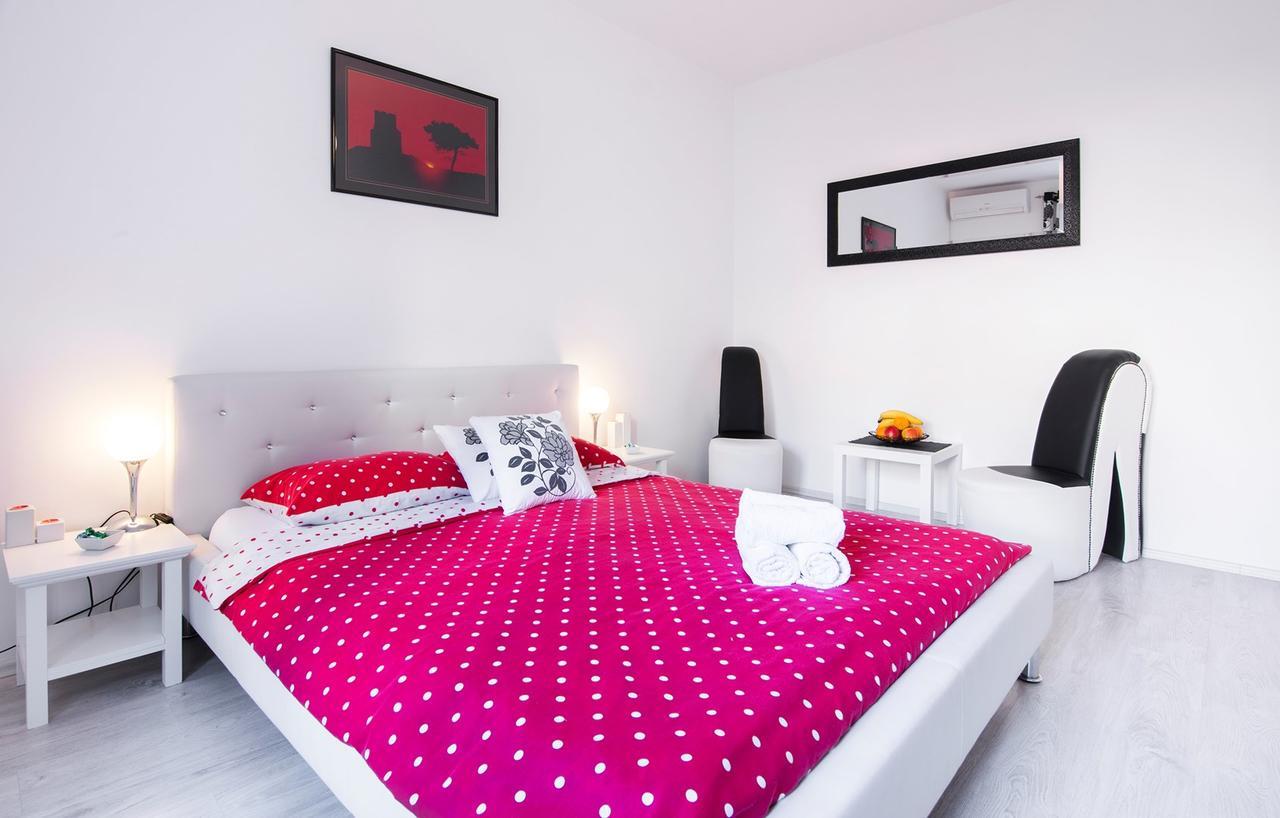 Fifi Apartment W. Parking In Old Town Zadar Luaran gambar