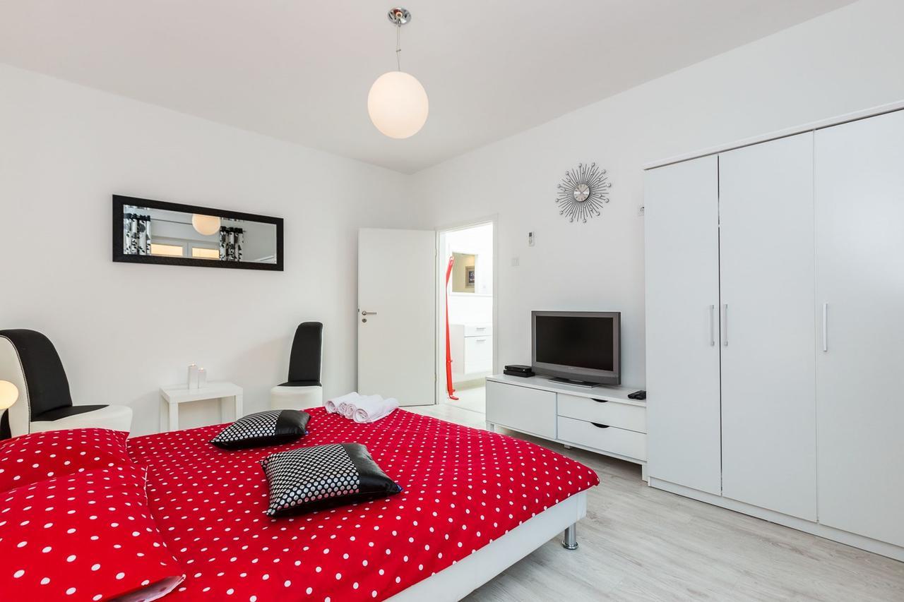 Fifi Apartment W. Parking In Old Town Zadar Luaran gambar
